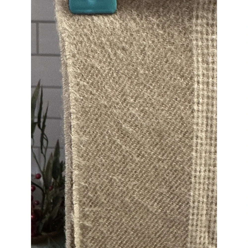 Christian Dior 100% Acrylic With Fringe Scarf Vintage Camel Striped Classic Scar